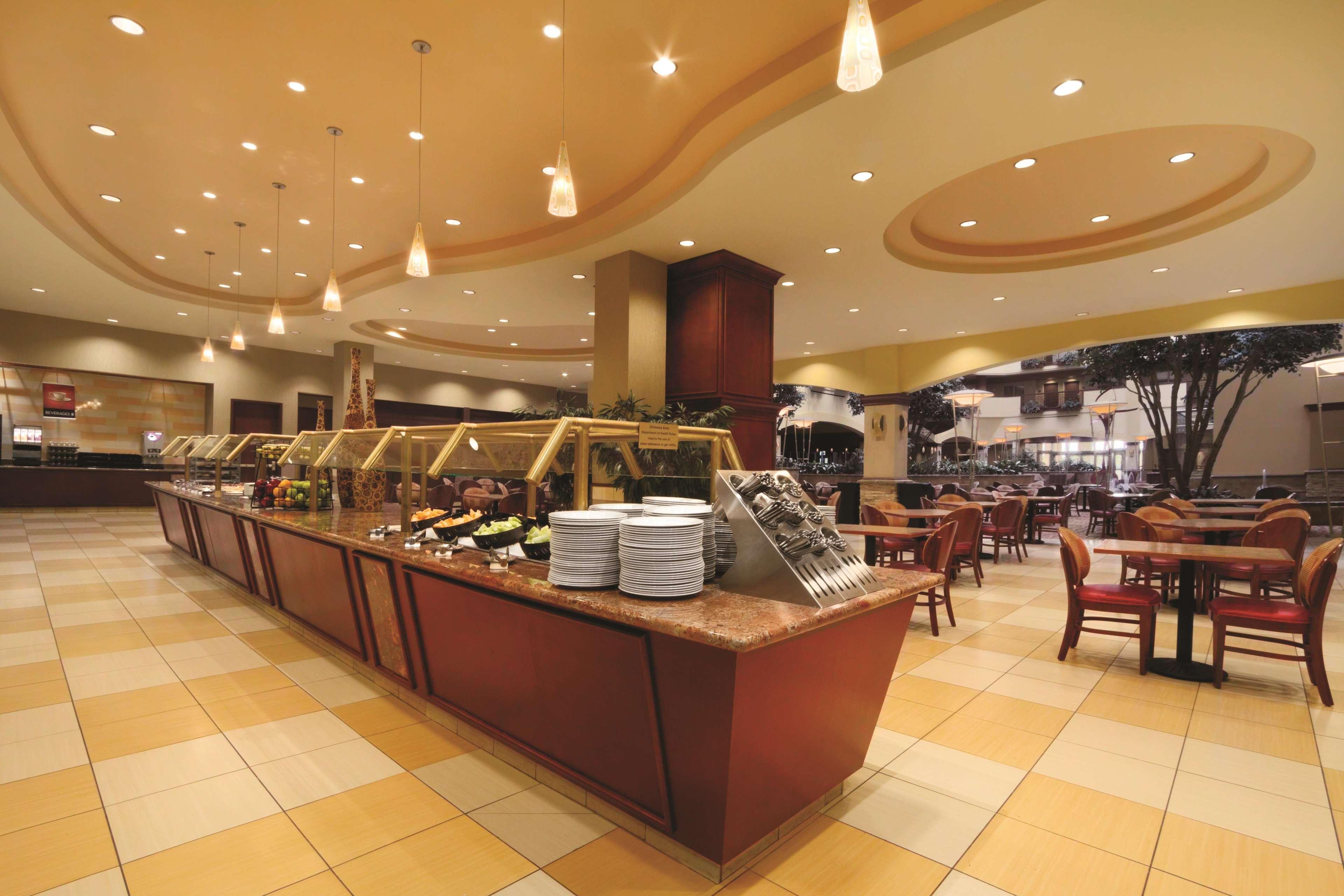 Embassy By Hilton & Conference Center 4* Norman