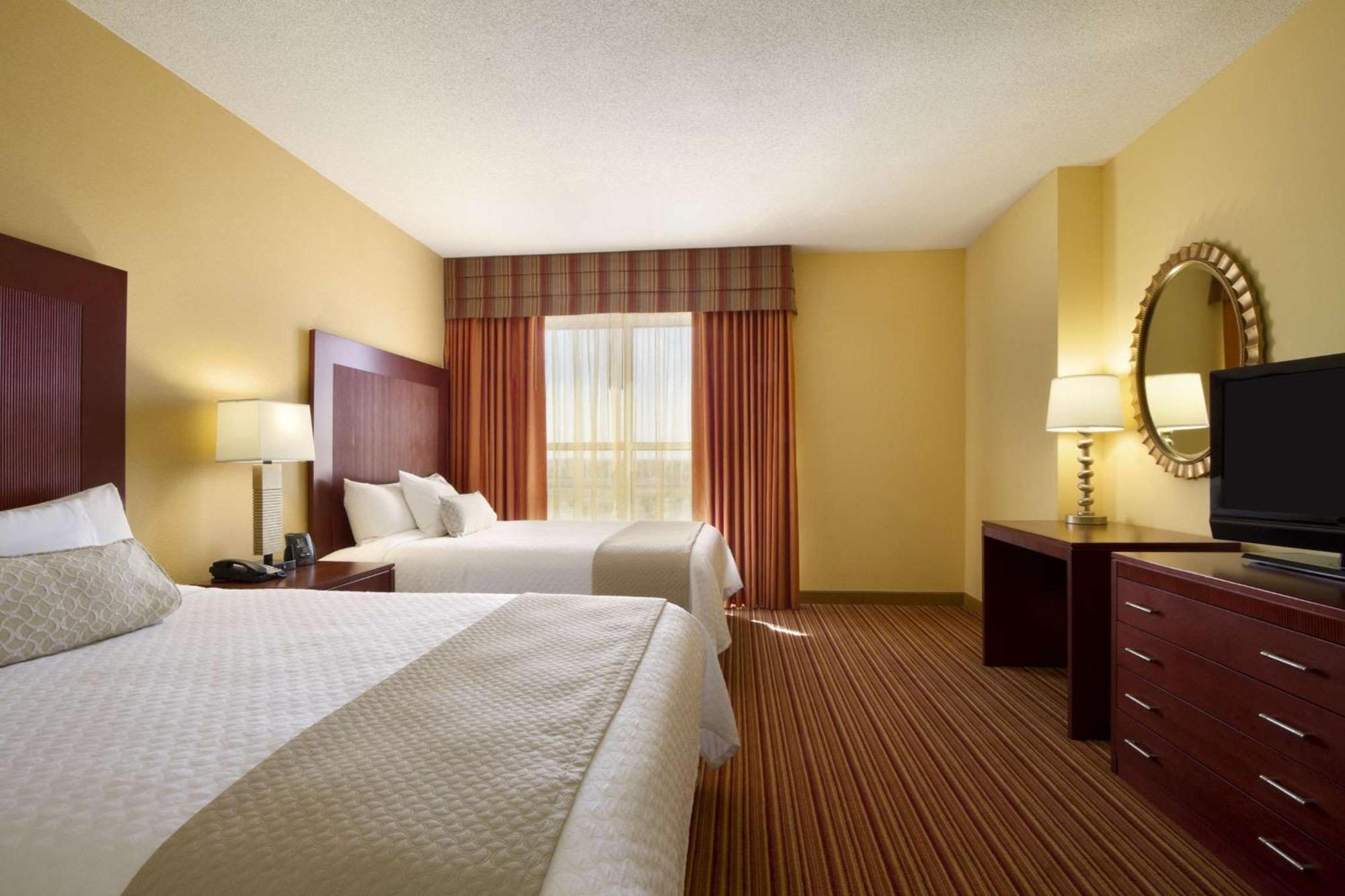 Embassy By Hilton & Conference Center 4* Norman